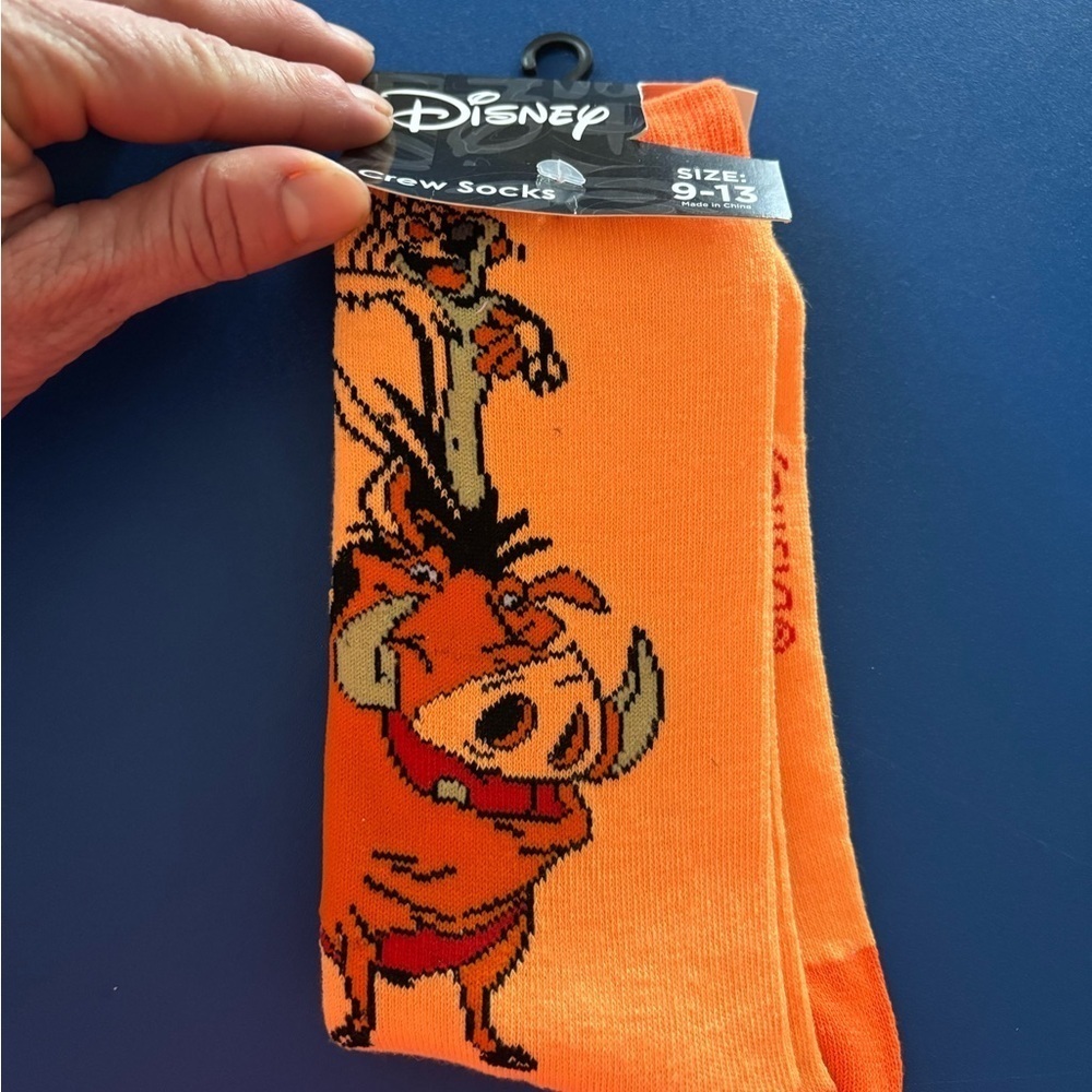 Disney Orange Lion King Pumbaa and Timon crew socks sz 9-13
